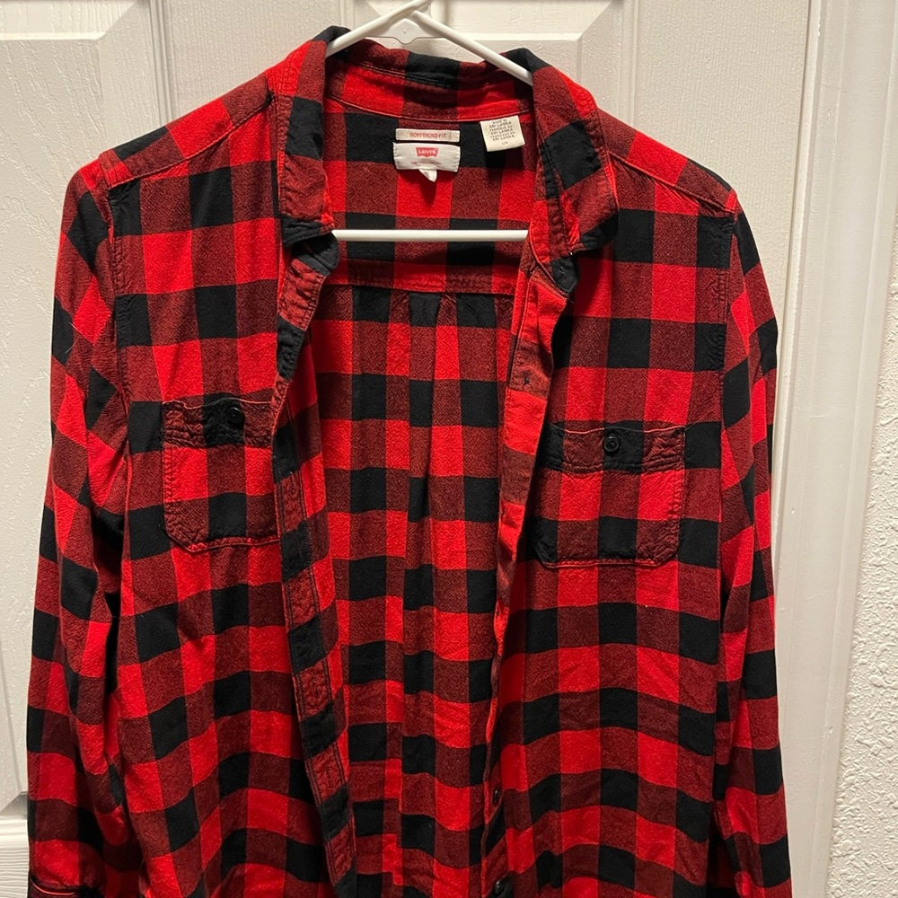 Levi’s flannel